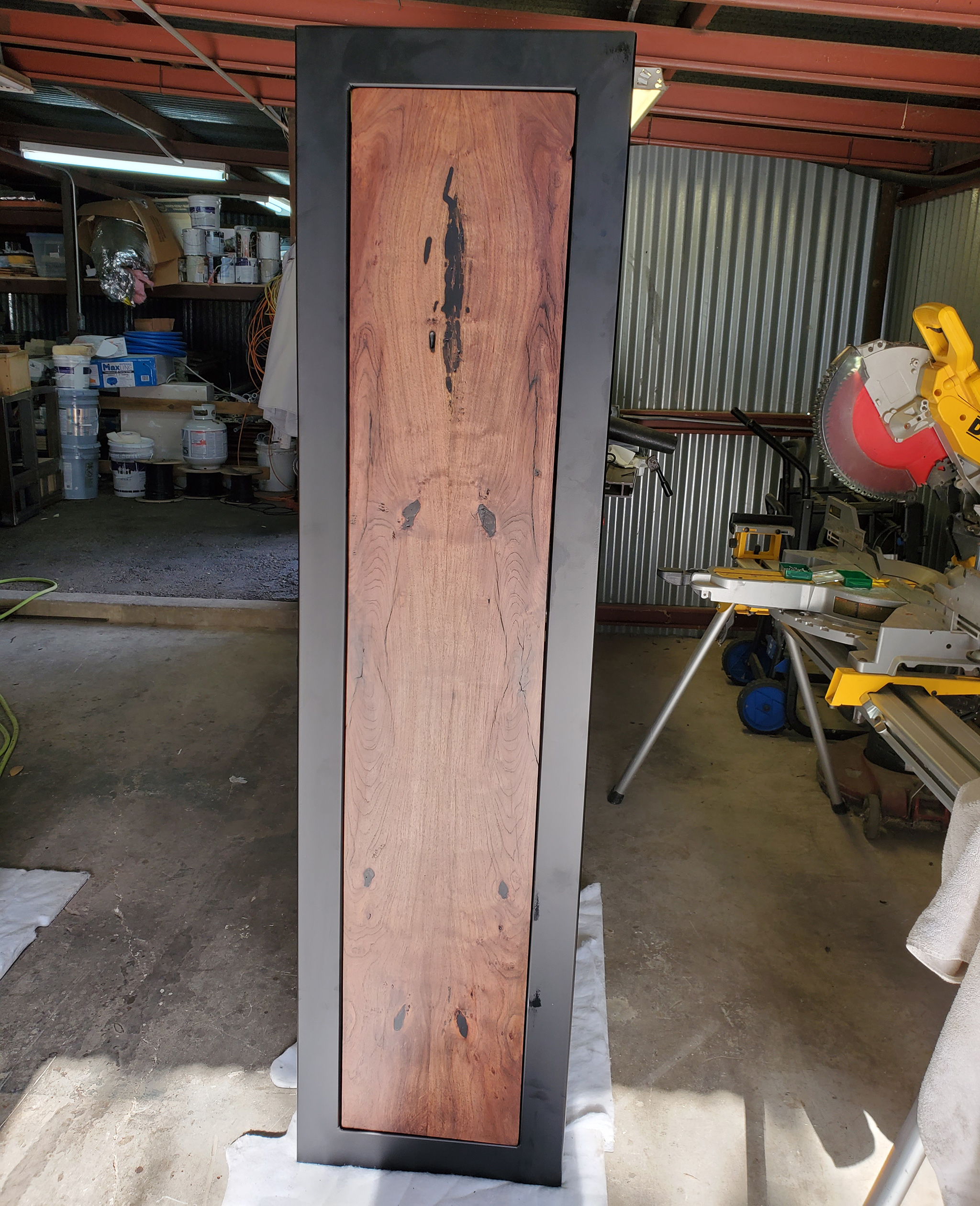 Dual 12” Home Theater Subwoofer Table South Texas Mesquite / Flat Black